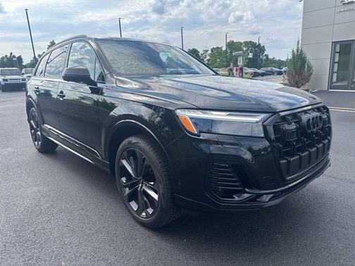2025 Audi Q7 55 Premium Plus