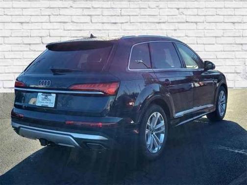 2025 Audi Q7 55 Prestige