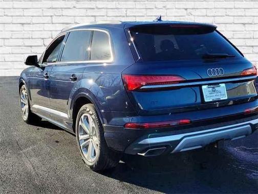 2025 Audi Q7 55 Prestige