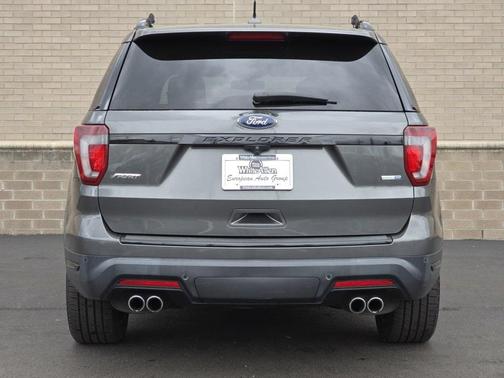 2018 Ford Explorer sport