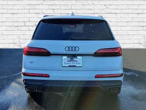 2025 Audi Q7 55 Prestige