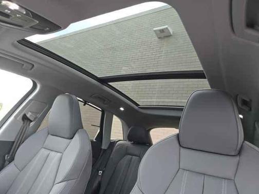 2025 Audi Q5 2.0T quattro Premium