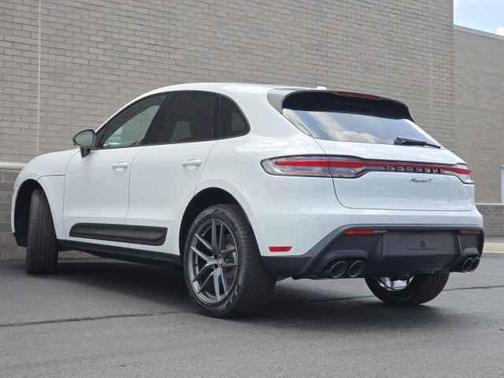 2025 Porsche Macan T