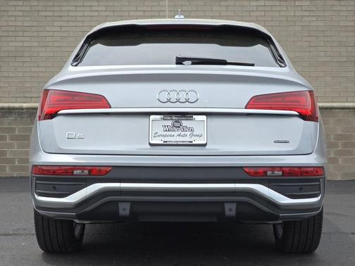 2025 Audi Q5 45 S line quattro Premium