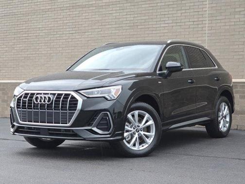 2025 Audi Q3 45 S line Premium