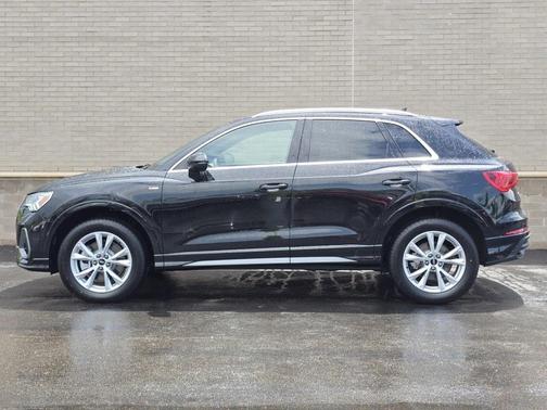 2025 Audi Q3 45 S line Premium