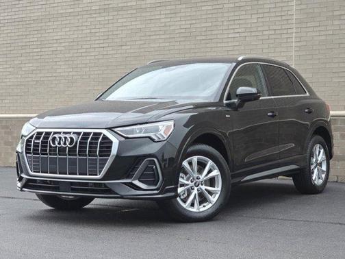 2025 Audi Q3 45 S line Premium