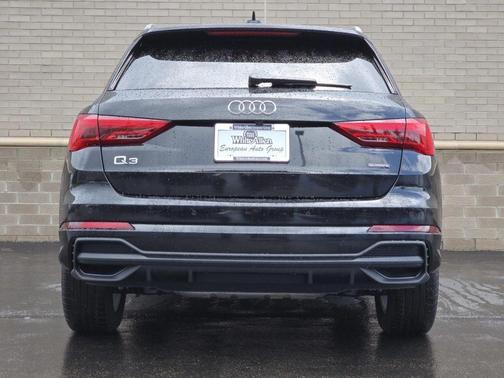 2025 Audi Q3 45 S line Premium