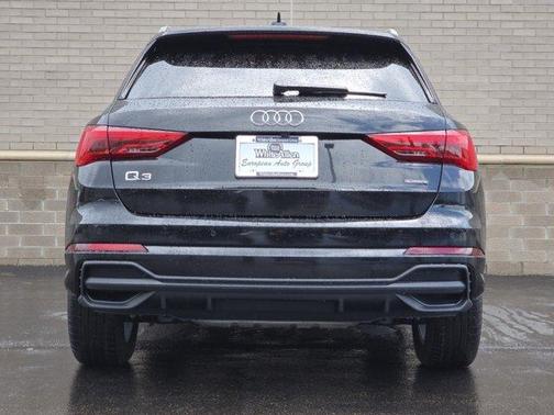 2025 Audi Q3 45 S line Premium