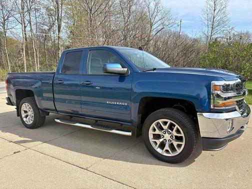 Deep Ocean Blue Metallic 2019 Chevrolet Silverado 1500 LD LT