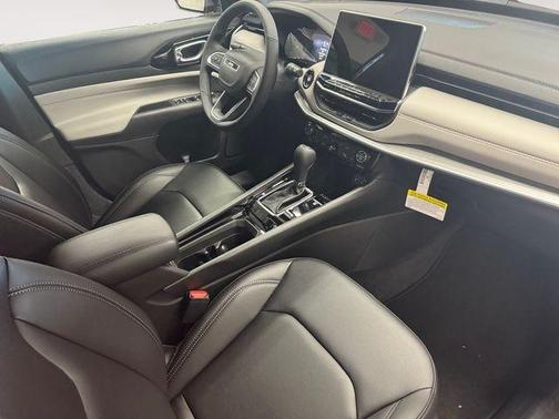 JOOSE 2026 Jeep Compass Limited