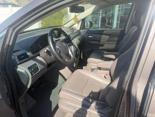 Gray 2016 Honda Odyssey EX-L