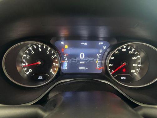 Granite Crystal Clearcoat Metallic 2019 Jeep Compass Latitude