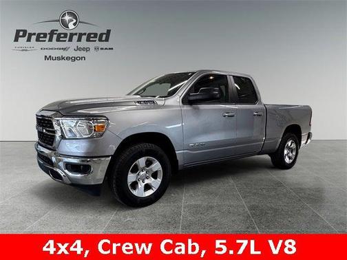 2022 RAM 1500 Lone Star Quad Cab 4x4 64' Box