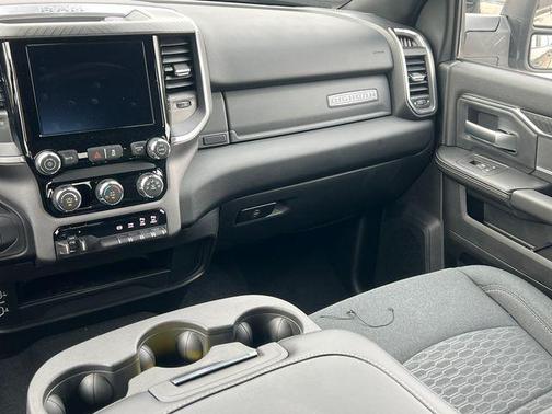 Granite Crystal Metallic Clearcoat 2025 RAM 3500 Big Horn Crew Cab 4x4 6'4' Box