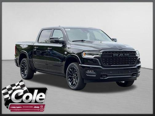 Diamond Black Crystal Pearlcoat 2026 RAM 1500 Limited