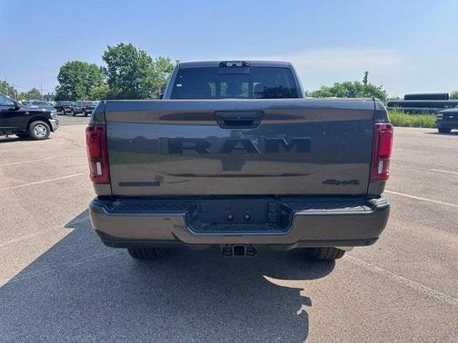 2025 RAM 2500 Big Horn Crew Cab 4x4 6'4' Box