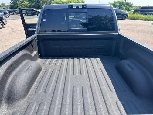 2025 RAM 2500 Big Horn Crew Cab 4x4 6'4' Box