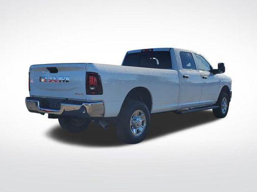 2025 RAM 2500 Tradesman Crew Cab 4x4 8' Box