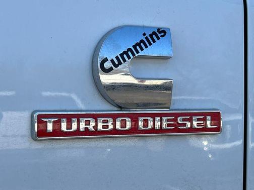 2022 RAM 2500 Tradesman Crew Cab 4x4 6'4' Box