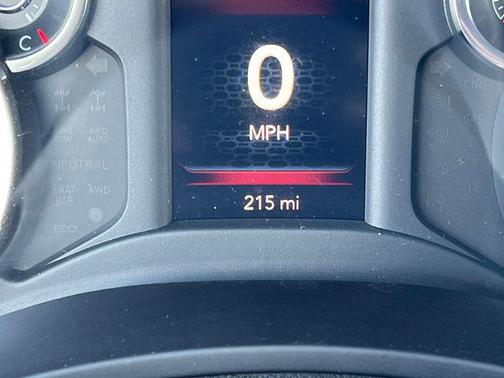 2022 RAM 2500 Tradesman Crew Cab 4x4 6'4' Box