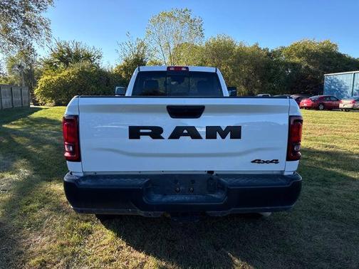 2025 RAM 2500 Tradesman Regular Cab 4x4 8' Box