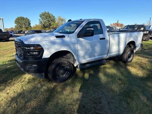 2025 RAM 2500 Tradesman Regular Cab 4x4 8' Box