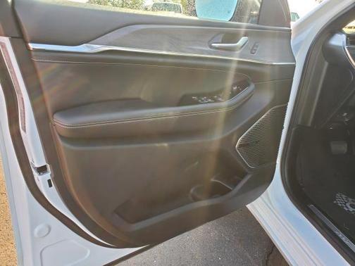 2023 Jeep Grand Cherokee 4xe Overland