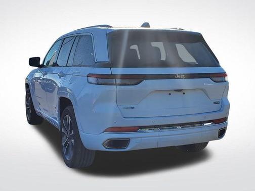 2023 Jeep Grand Cherokee 4xe Overland