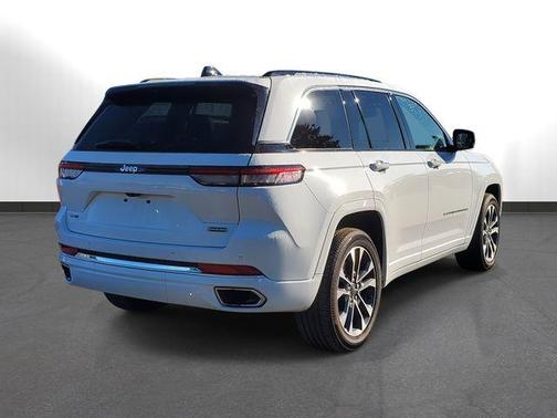2023 Jeep Grand Cherokee 4xe Overland