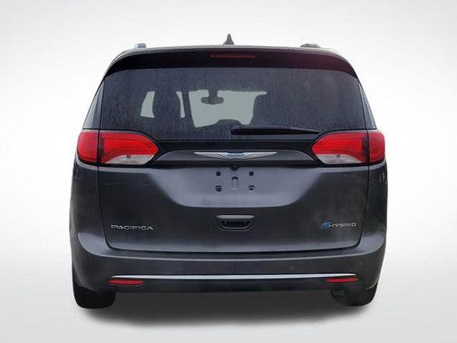 2018 Chrysler Pacifica Hybrid Touring L