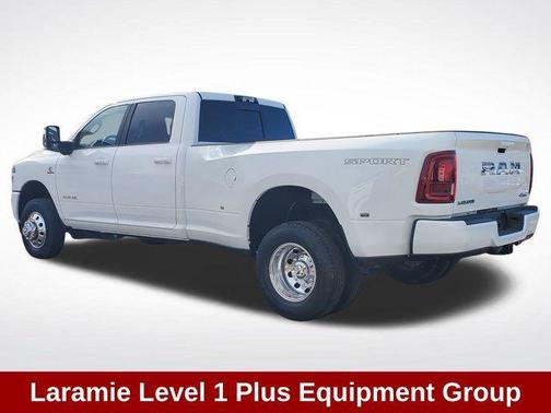 2025 RAM 3500 Laramie Crew Cab 4x4 8' Box