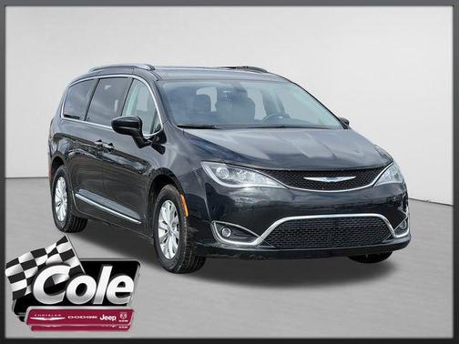 2018 Chrysler Pacifica Touring-L Plus