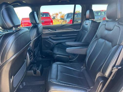 Diamond Black Crystal Pearlcoat 2024 Jeep Grand Cherokee L Limited