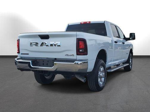 2025 RAM 2500 Big Horn Crew Cab 4x4 6'4' Box