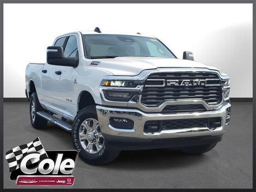 2025 RAM 2500 Big Horn Crew Cab 4x4 6'4' Box
