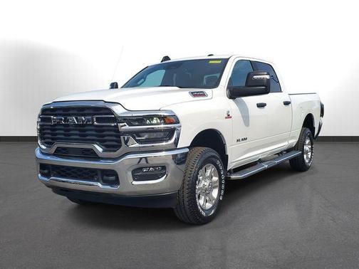 2025 RAM 2500 Big Horn Crew Cab 4x4 6'4' Box