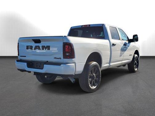 2025 RAM 2500 Big Horn Crew Cab 4x4 6'4' Box