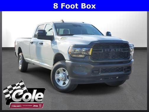 2024 RAM 3500 Tradesman Crew Cab 4x4 8' Box