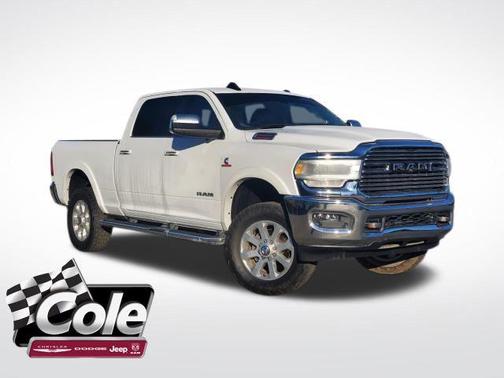 2022 RAM 2500 Laramie Crew Cab 4x4 6'4' Box