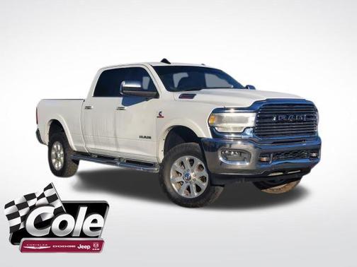 2022 RAM 2500 Laramie Crew Cab 4x4 6'4' Box
