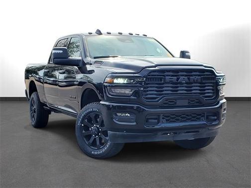 2025 RAM 2500 Big Horn Crew Cab 4x4 6'4' Box