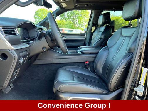 Diamond Black Crystal Pearlcoat 2024 Jeep Wagoneer L Series III 4x4