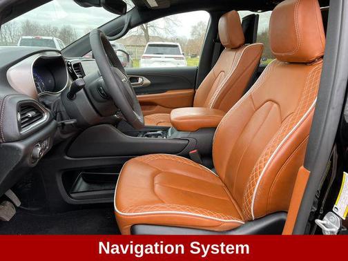 2025 Chrysler Pacifica L