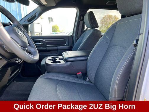 Bright White Clearcoat 2025 RAM 2500 Big Horn Crew Cab 4x4 6'4' Box