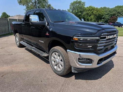 2025 RAM 2500 Laramie Crew Cab 4x4 6'4' Box