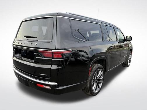 2024 Jeep Wagoneer L Series III 4x4