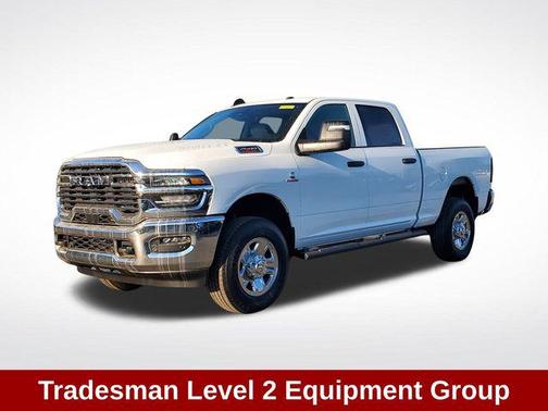 2025 RAM 2500 Tradesman Crew Cab 4x4 6'4' Box