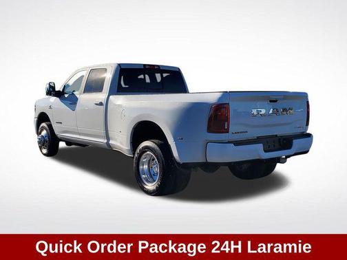2025 RAM 3500 Laramie Crew Cab 4x4 8' Box