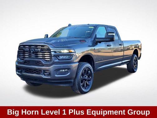 2025 RAM 3500 Big Horn Crew Cab 4x4 8' Box